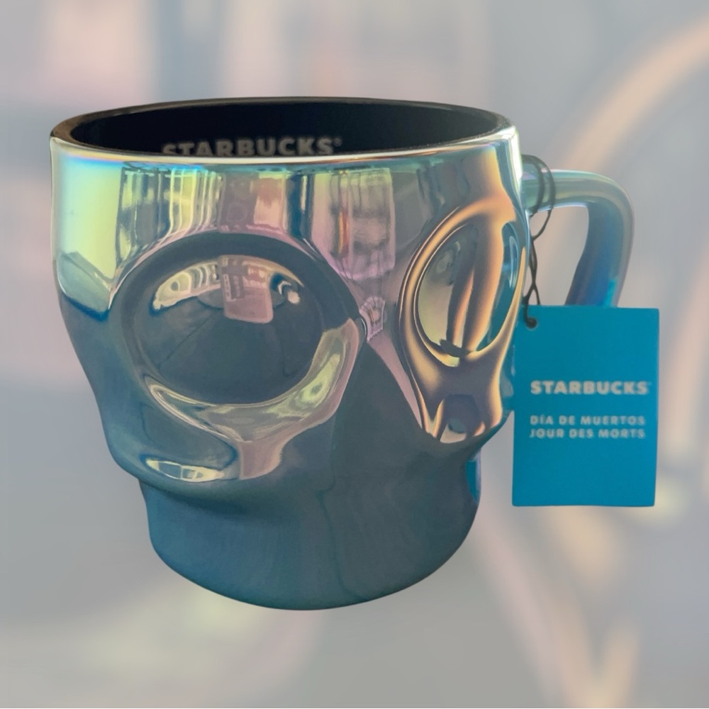 Starbucks 2025 Dia De Muertos
Jour Des Morts Iridescent Blue
Skull Mug NWT